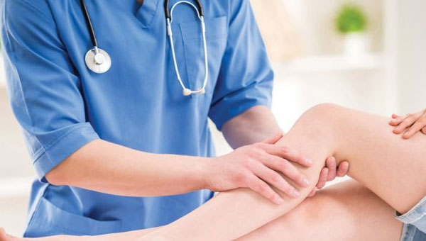 Tham khảo ý kiến bác sĩ trước, trong và sau khi sử dụng sản phẩm bổ sung Glucosamine Mỹ