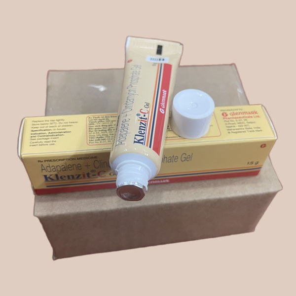 Kem trị mụn Klenzit C (4)